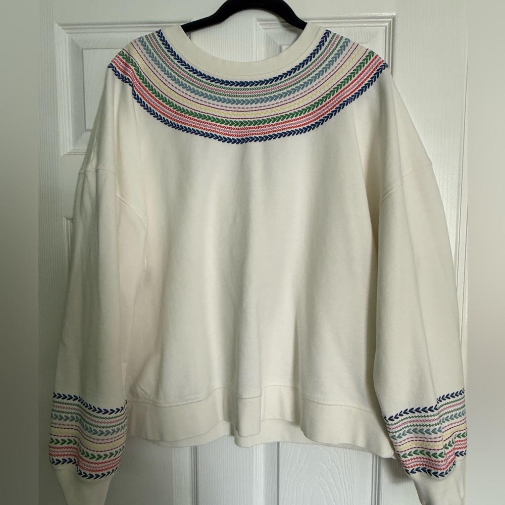 Women's White Emi Embroidered Sweatshirt, XL